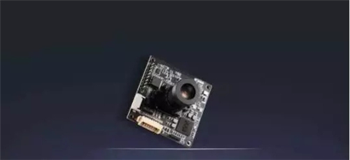 腾讯首秀北京展，软硬件新面孔引领科技新风潮